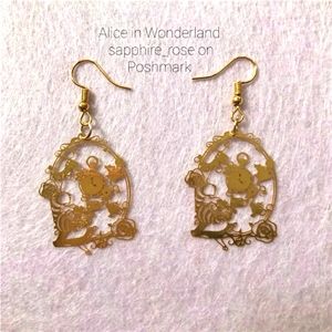 Alice in Wonderland Laser Cut Earrings Gold Tone Intricate Rabbit Pocket Watch
